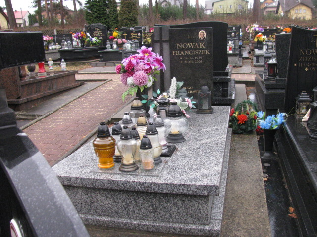 Grób Franciszek Nowak