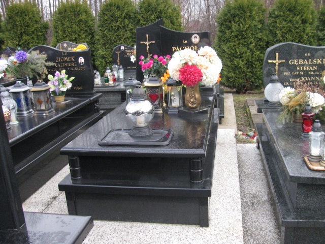 Grób Mariusz Pachoł