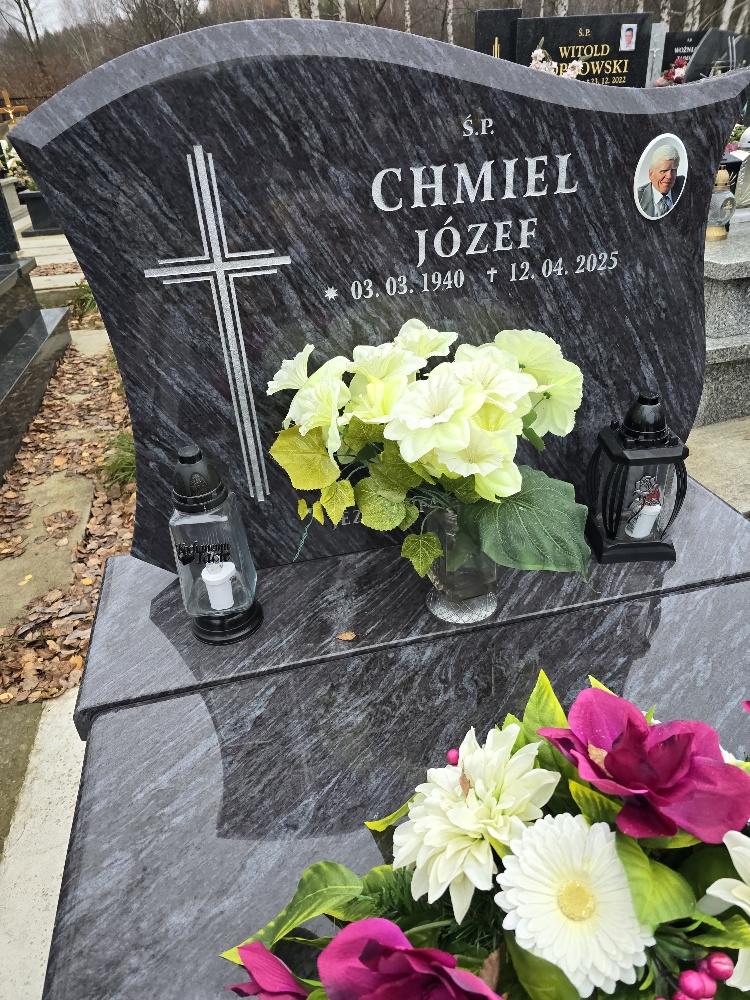 Grób Józef Chmiel